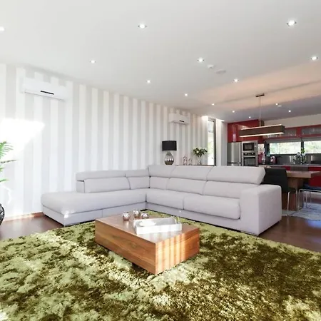 Дом отдыха Casa De Louredo-geres *