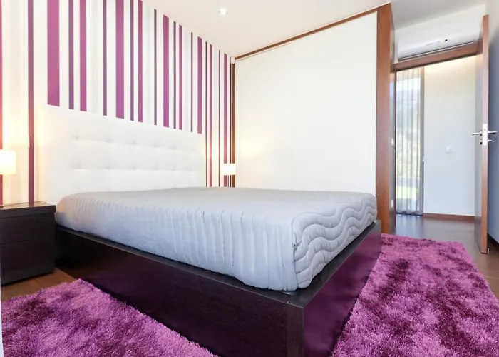 Casa De Louredo-geres * 비에이라도미노