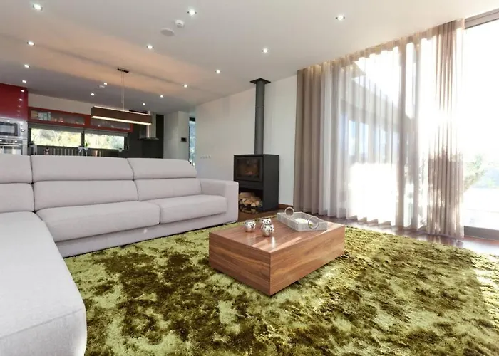 Casa De Louredo-geres בית נופש *